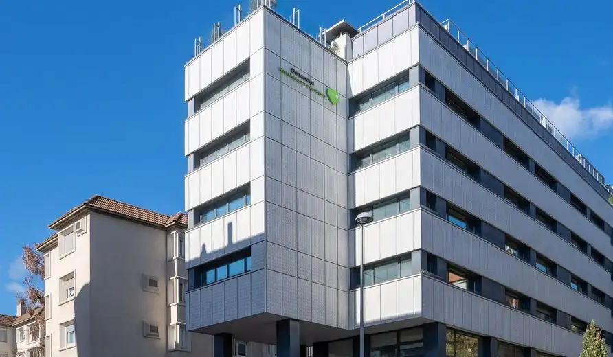 dc805e54ca0caa56c0792bccb0a17748504f9e7a 1200x1800